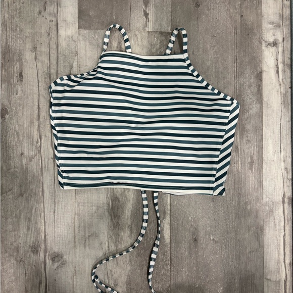 Albion Striped Switchback Bikini Top - Picture 5 of 7